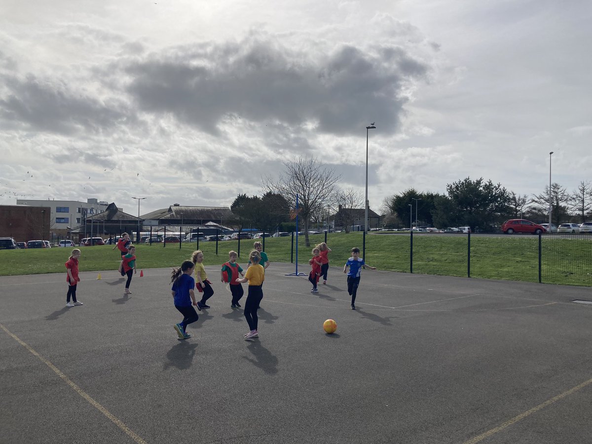 ⚽️Pêl-droed ⚽️Football ⚽️#DSIechyd #DSLles