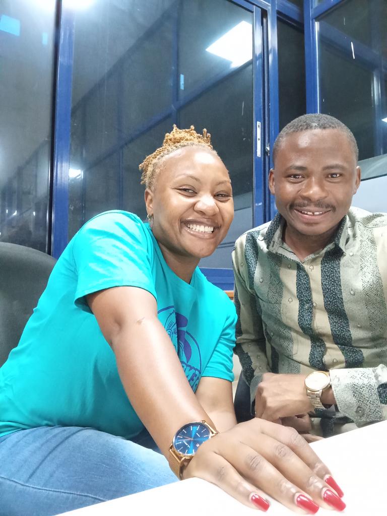 Ola Ola! Imekua muda kukua pamoja hewani, aaaah this week utapenda! Tupo tena sana ndani ya @radiomaisha tune in, mwambie mwenzako asikose! @mbuikassim #MaishaCocktail #radioprincess #gathoninakassim