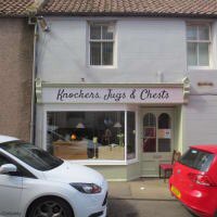 Tyrannusmax's tweet photo. @NoContextBrits Knockers Jugs &amp; Chests - Cupar, Fife https://t.co/xfJs1KbFDO