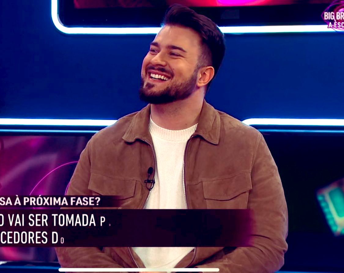 anapsfxd's tweet photo. Mas este Homem é real? Que pedaço de mau caminho 🥵🥵🥵 #bbtvi #bb23 #teamzaza https://t.co/0AeOQyXjIA