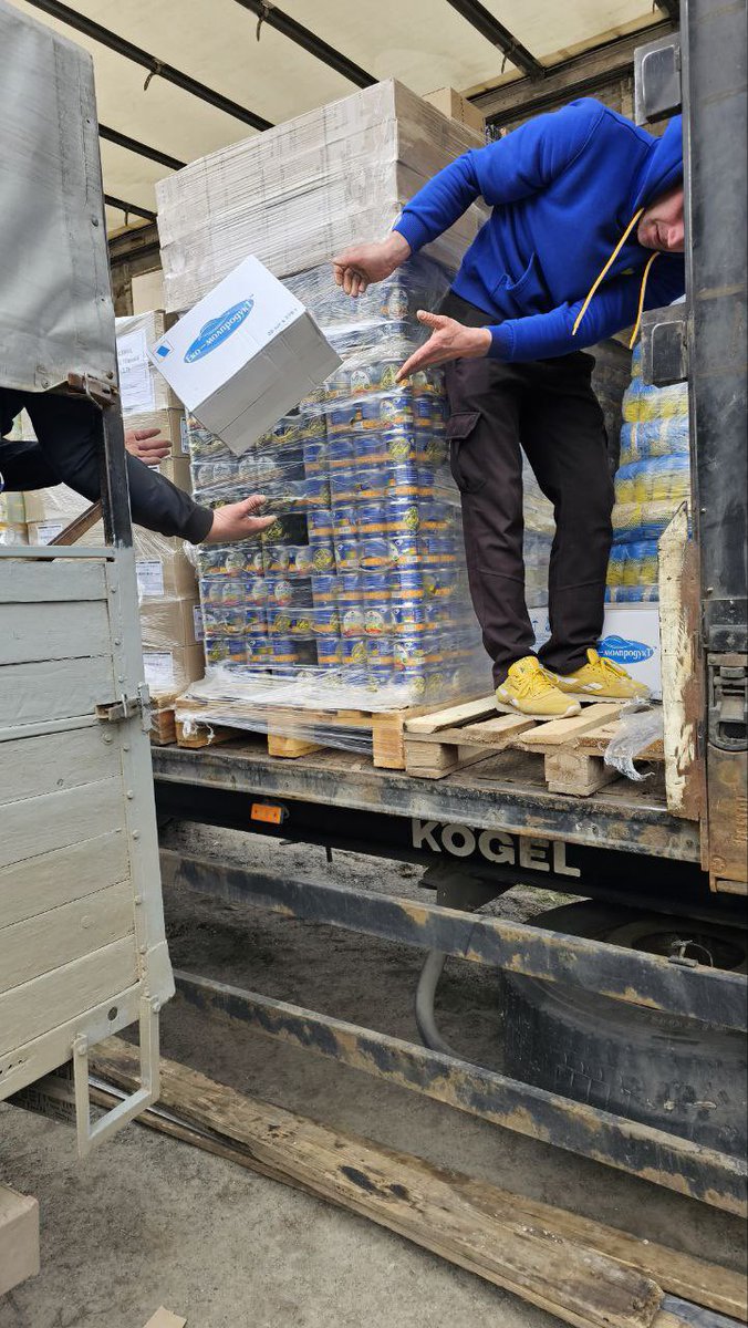 BlueCheckUkraine tweet media