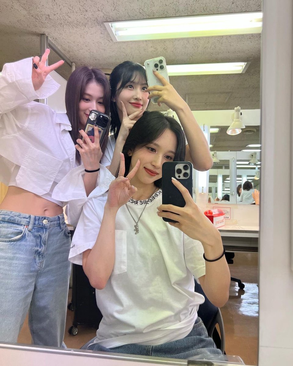MYOUDl's tweet photo. MISAMO 💕 https://t.co/CeDiYcz6GV