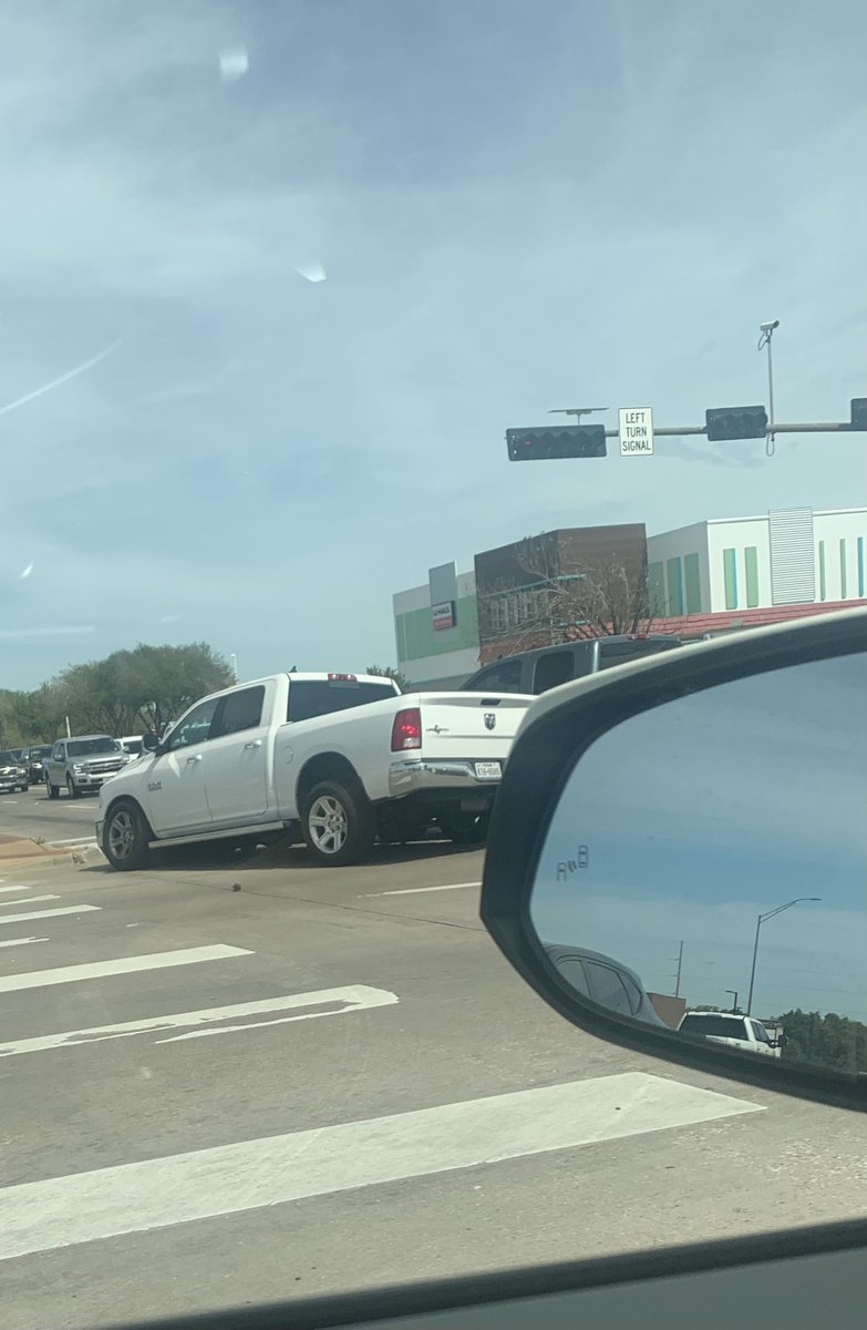 Connie Barroso tweet media