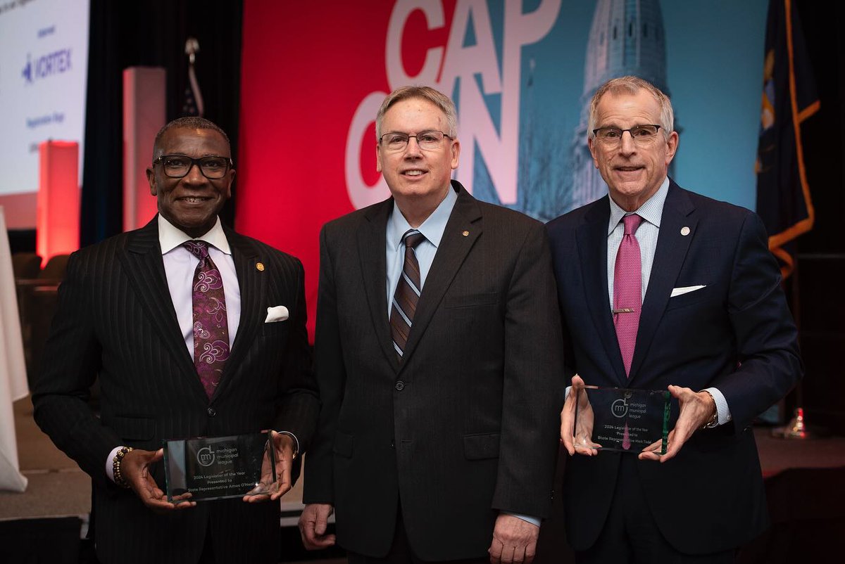 Congratulations to State Representative Amos O'Neal, <a href="/MMLeague/">@MMLeague</a>'s 2024 Legislator of the Year! We are continuously proud of our Executive Vice Chairperson's legislative leadership.