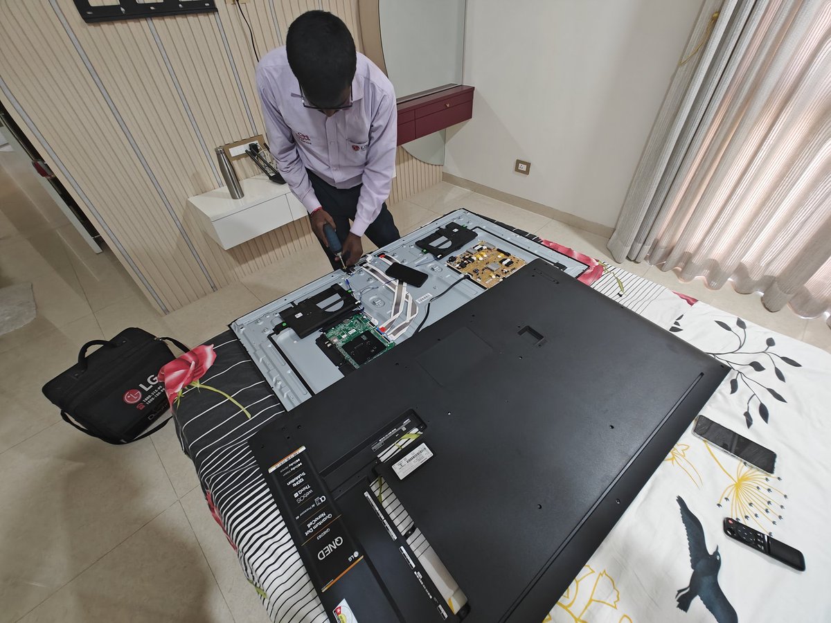 replacing's tweet photo. Hi @LGIndia @RelianceDigital I purchased LG qned83 55 inch which is defective but as per LG service center it's normal so technically LG is selling 30 years old technology for 1 lakh rupees. Kindly take it back and stop this fraud.
RNP240310062031
RNP240307030967
@jagograhakjago https://t.co/L0rx637DCf