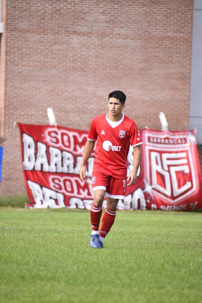 visualdeportes's tweet photo. Hoy estamos con @BarrancasFC 📸⚽️ https://t.co/diZR7TMOhw