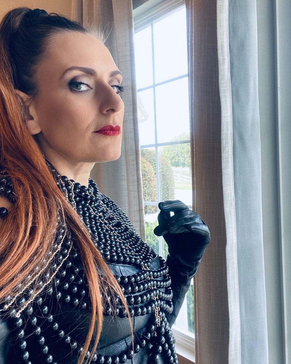 Olivia Akula/COSMOPOLITE / Los Angeles tweet media