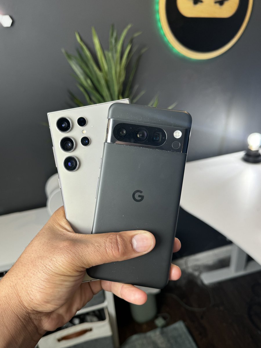 TechNinjaSpeaks's tweet photo. Galaxy S24 ultra vs Pixel 8 Pro! 

What’s your take on these two devices? I’ll include you in next video 👀 https://t.co/tML2r5uS7s