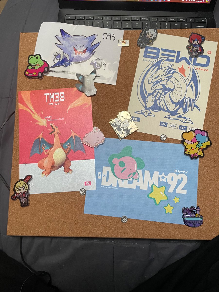 Collision Goodies Board :D
(Plus Ryuji pin from LMBM)