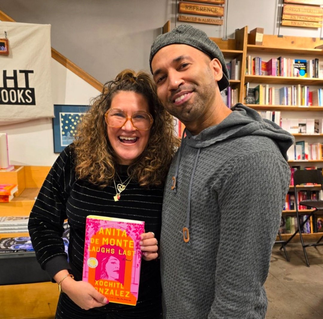 At Skylight Books with the magnificent and amazing Xochitl Gonzalez. I loved her first book, 'Olga Dies Dreaming', and I can't wait to start reading her second book, 'Anita de Monte Laughs Last' (Selected as the March 2024 book of the month by Reese Witherspoon's Book Club!)