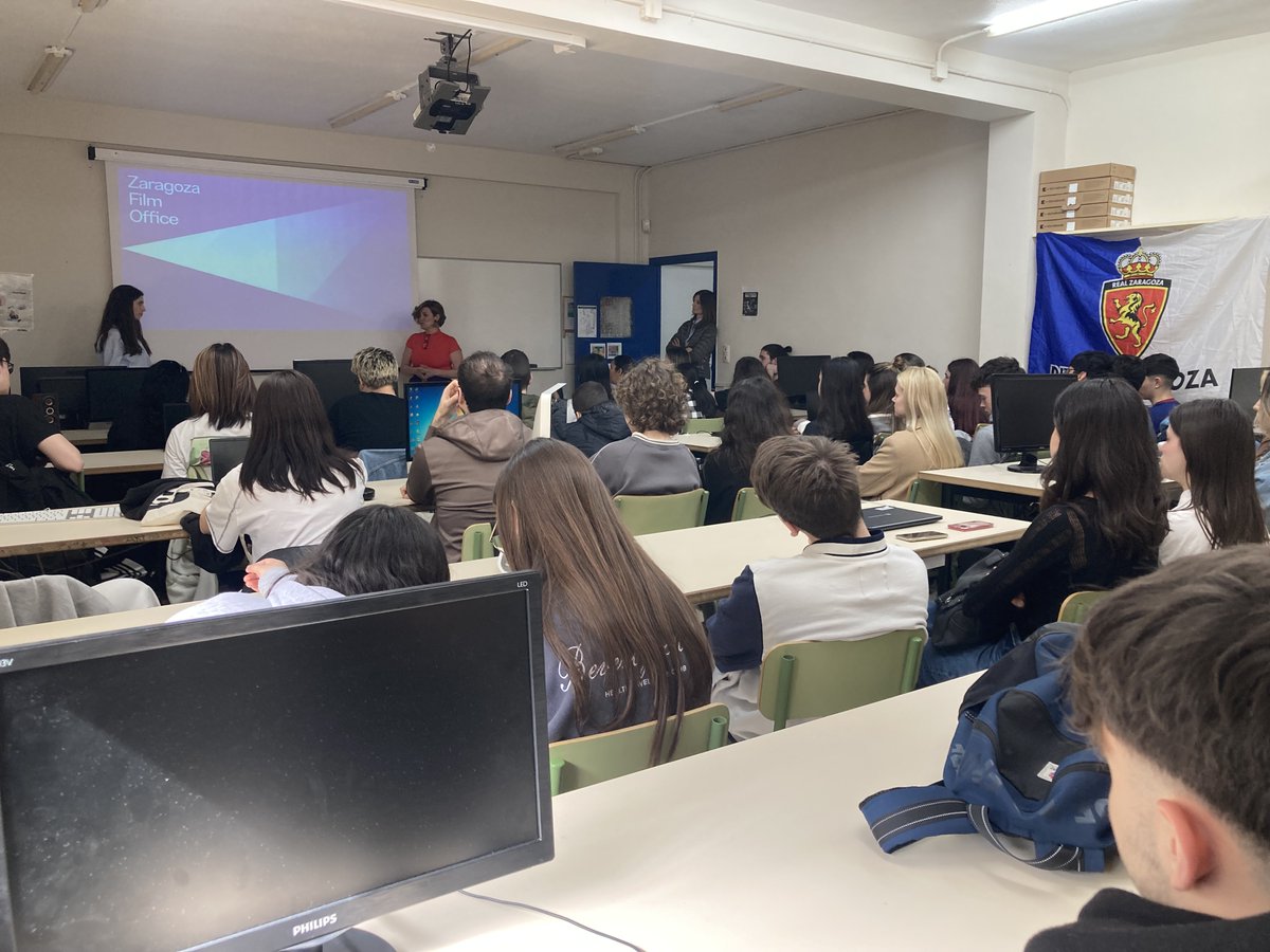 Hoy ha dado comienzo la XV edición de la Semana de Jornadas Técnicas, con actividades para las tres familias profesionales con las que contamos. Gracias a l@s profesionales que han colaborado con nosotros, con vuestra ayuda creamos talentos. #innovacioneducativa #fp_aragón