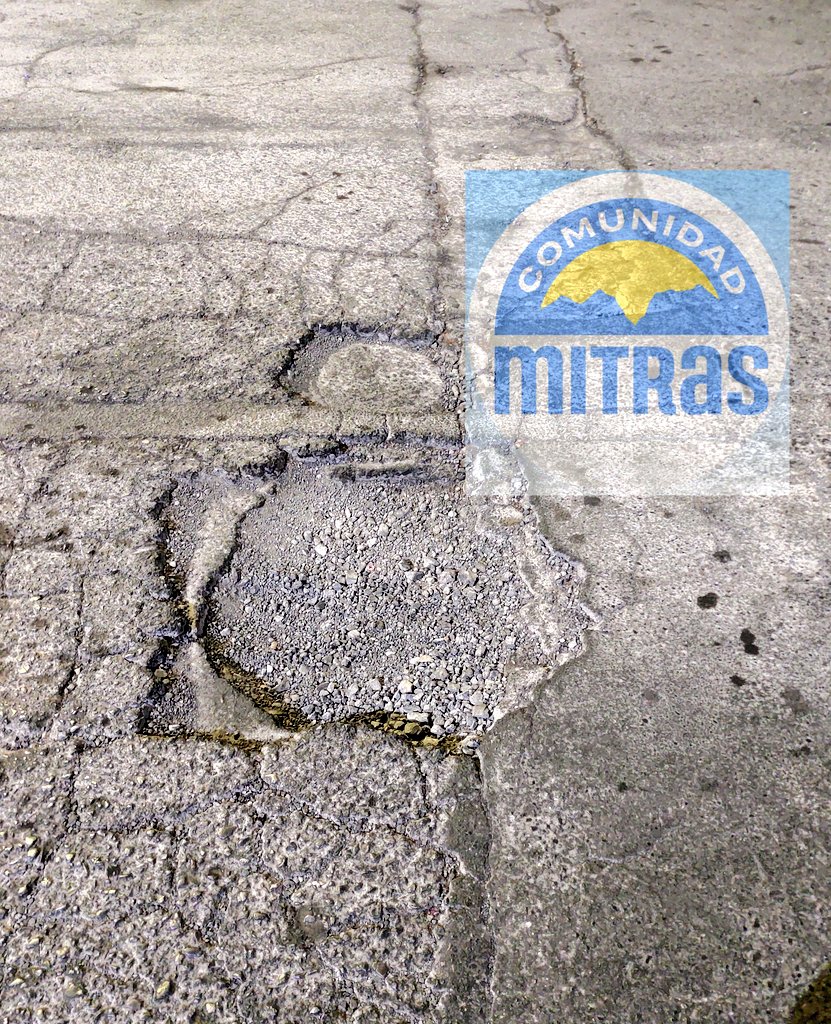 Cicmty's tweet photo. #Bche en Porfirio Díaz y Alejandro de Humboldt, Col. Centro #Monterrey vía
@ComunidadMitras VERBR1 https://t.co/1UEntkmoNq