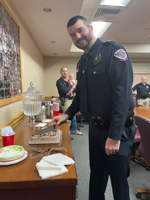 OUHSCPolice's tweet image. Please give a big congratulations to our newly pinned Lieutenant, Blake Reeves. 

Congrats Lieutenant Reeves on a well deserved promotion. #OUPD