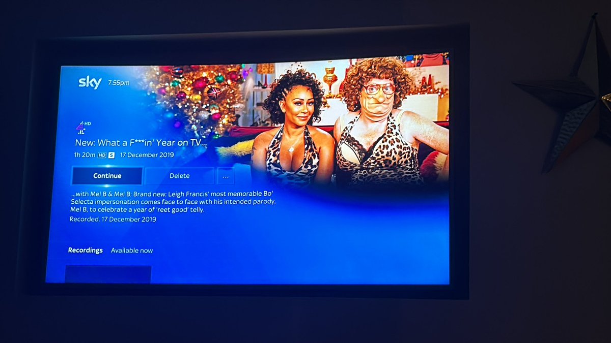 @jasonspence4 @priestsimon @stonehurstoil I’ve still got Xmas special he did with Mel B in 2019 . Can’t bring myself to delete it