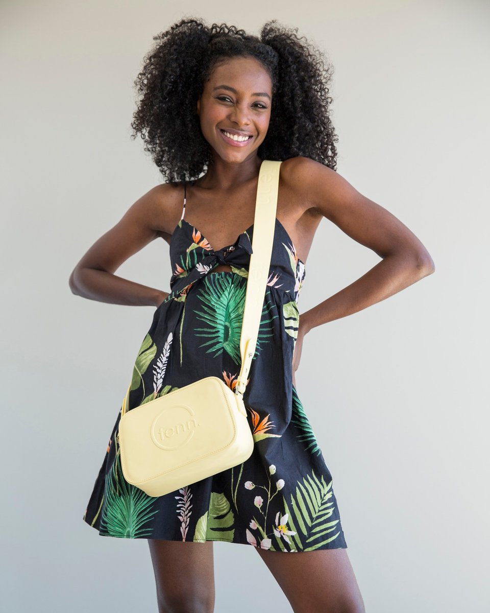 Walking on sunshine with the popular Fenn Camera Crossbody ☀️. Wrap up your love in a burst of yellow—Shop at Frasers💛.
#mallofthesouth #pureshoppingpleasure #jhbsouth