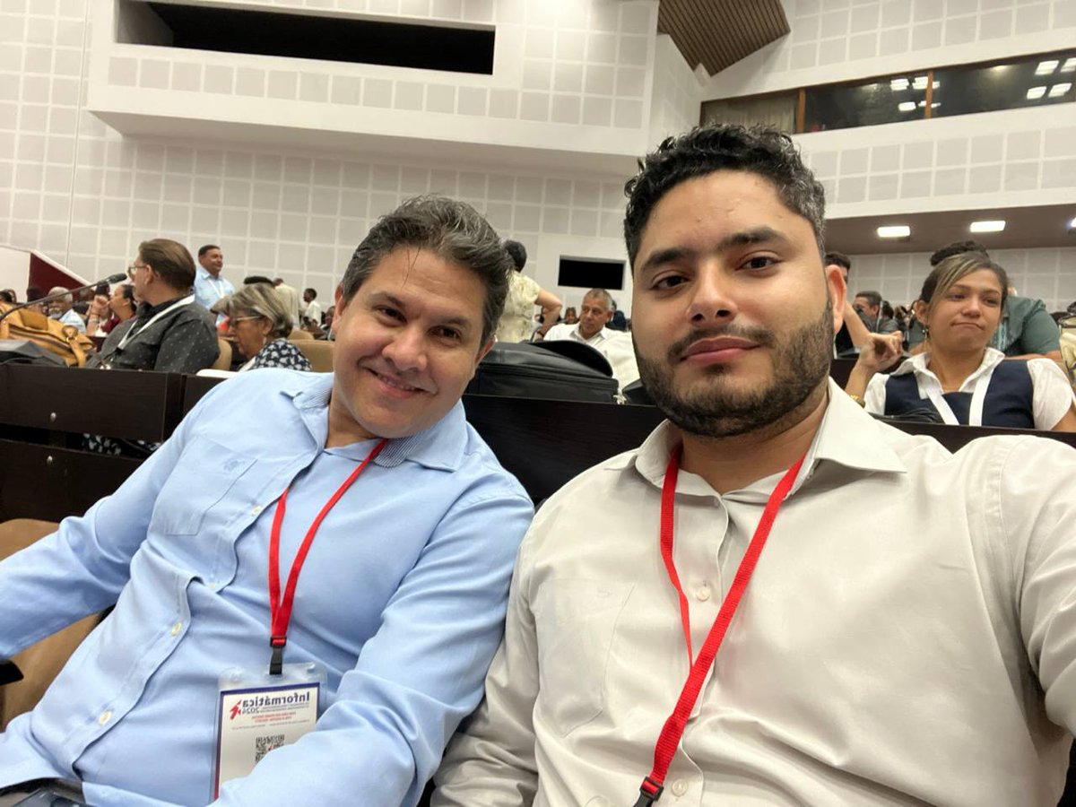 DofleiniS's tweet photo. 🚀 ¡Es HOY! 🎉 @InformaticaHab

🕓 A las 4pm despega la XIX edición de la Convención y Feria Internacional Informática 2024 🖥 en la que participaremos como expositores en pleno Pabellón C de Pabexpo.

🏆 Además, estamos orgullosos de llevar al Stand Cuba 3 proyectos ganadores🥇 del Concurso Panorama de las TICS en Cuba: DFL Ecommerce, Plataforma de Actores Económicos y @gnegocioscuba.

🗓 Del 19 al 22 de marzo, ven y descubre en nuestro stand cómo DFL Ecommerce y DFL Portales están redefiniendo el mundo empresarial, rompiendo barreras y elevando la innovación tecnológica 🌍.

🤝 También es tu oportunidad para conocer las alianzas con Skhole Eventos y el equipo creativo de IKONIKA, piezas clave en nuestra estrategia de promoción.

📍 ¡Búscanos en #Pabexpo, Stand 30 del Pabellón C y sumérgete en el futuro digital con nosotros!

🔗 https://t.co/HAkdeaBC32
#PorUnaSociedadDigital #PorUnaSociedadDigital #mipymescubanas @seguidores ✨