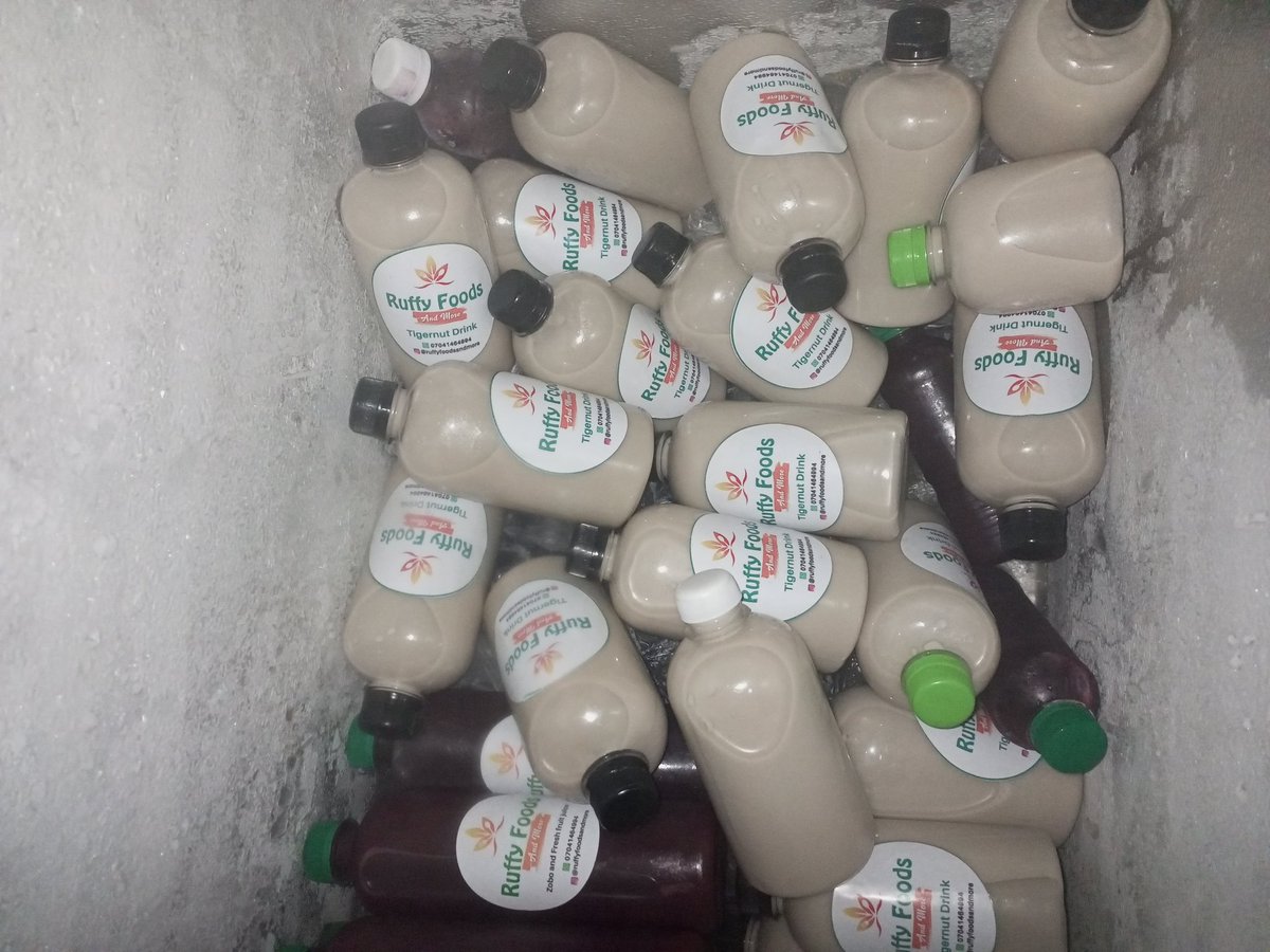 sisiiruth's tweet photo. Dear Muslims on my TL, I am available to take orders for you and your loved once or to be shared with the street. 
A pack of Tigernut Drink 10k
A pack of fruity Zobo 8500
A pack of Regular Zobo 6000. 

We can curate in smaller bottles. 
@Ishow_leck
@_Mayowa_Sam @_DammyB_ @nosafk https://t.co/KvK3rboib4
