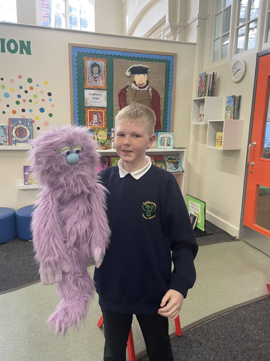 Year five had a great afternoon with Andy Evans from @KazbahTheatre and his wonderful puppets for national puppetry day. #nationalpuppetryday2024