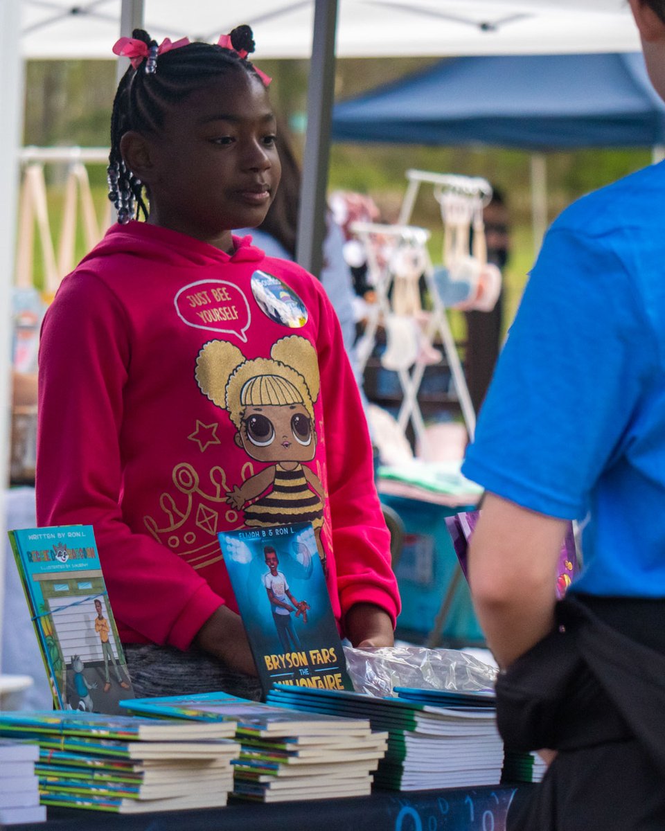 Don't miss out – NeighborFest is coming this weekend! Join us for an unforgettable day of music, food, and fun as we come together to celebrate the spirit of community and togetherness. Invite your friends and neighbors for a fun-filled day!