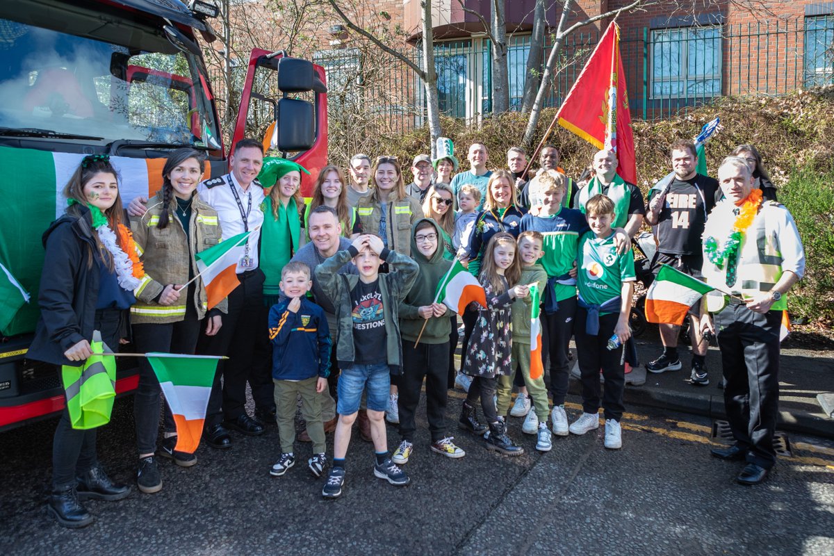 WestMidsFire's tweet photo. Wow! That was some St Patrick's Day parade, #Birmingham! 

Thanks for having us yesterday! 💚

Photos: Nigel Gooding https://t.co/lOapwEOv5t