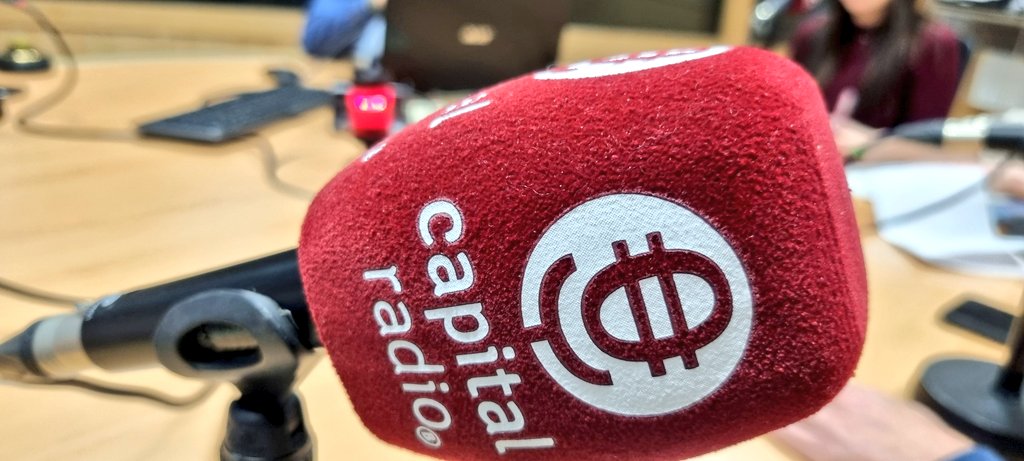 Comenzamos la tertulia de @CAPITALRADIOB alertando del peligro de erosionar las democracias liberales. Los autoritarios buscan socavar los preceptos de la libertad, tratando de interferir en la política de los países occidentales impulsando populismos y nacionalismos.