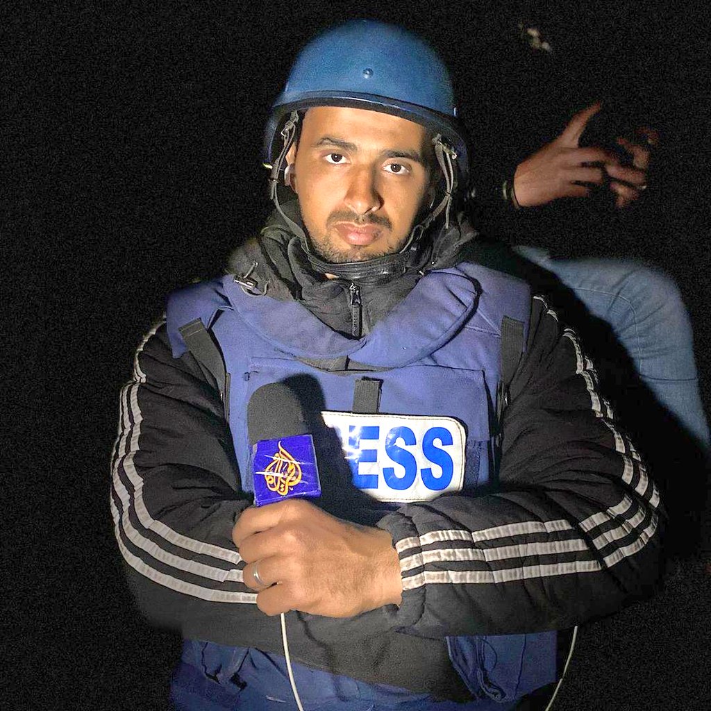 BREAKING: Al Jazeera's correspondent Ismail al-Ghoul, who was beaten and detained by Israeli troops during the raid on Al Shifa Hospital in Gaza has been freed after 12 hours in Israeli custody. Following his release, he said: ✅️The Israeli forces demolished the journalists’
