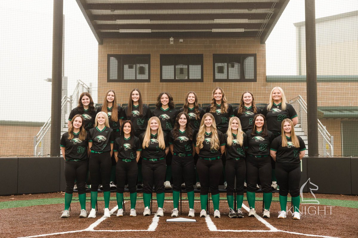 SoftballGct's tweet photo. Gameday in Gulf Shores! Excited to get better and compete this week! #gotech #bewho https://t.co/NJzjLNBmsm
