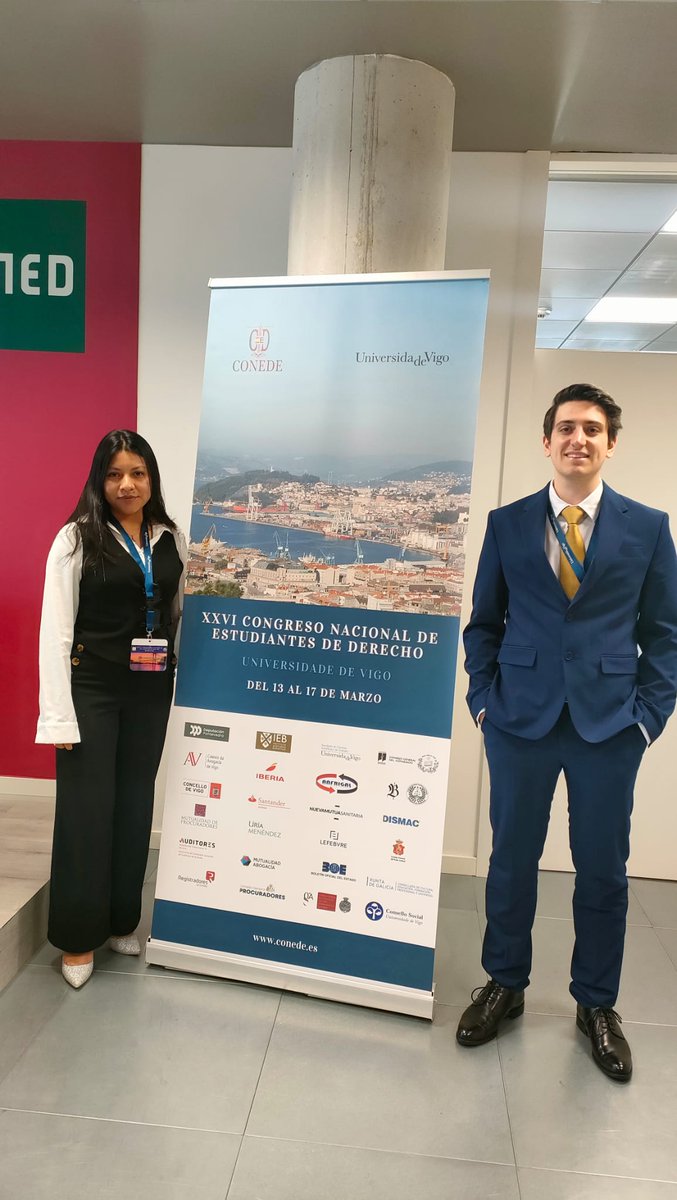 La semana pasada asistí al XXVI Congreso Nacional de Estudiantes de Derecho en la Universidade de Vigo, en representación de la Universidad de Extremadura.

Ha sido un placer coincidir con gente tan preparada y tan comprometida.

¡Seguimos construyendo universidad! 💪🏻