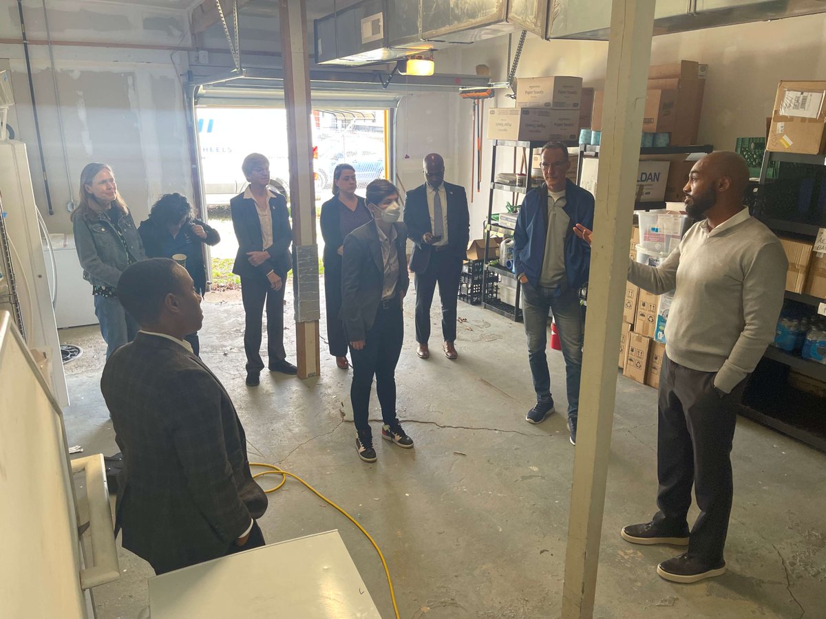MOWDurham's tweet photo. It's #SaveLunch Champions Week and elected officials visited MOWD to see our mission in action. Plus, @CityofDurhamNC Councilmembers delivered meals and @zackhawkinsnc presented a check from @NCdotGov to support meal operations. Thanks for joining us to #SaveLunch! https://t.co/vpMTRTrDbl