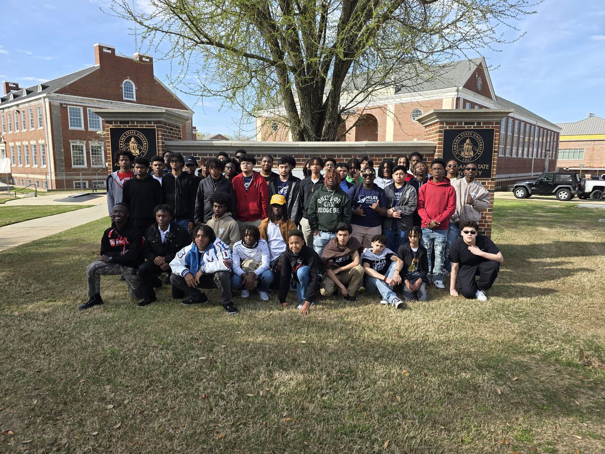 Miles Ahead Scholars Program tweet media