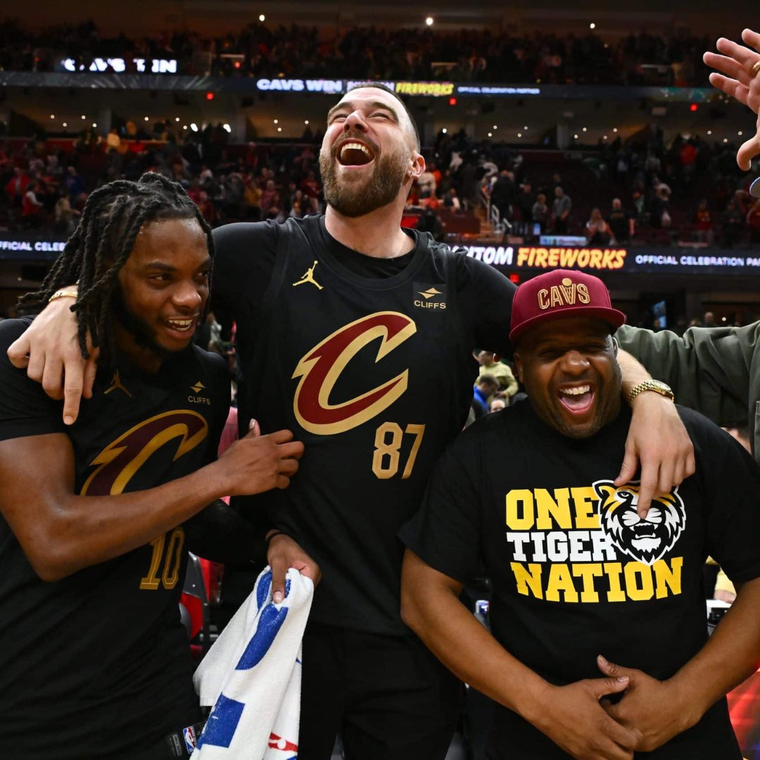 For those who were not able to attend Heights night at the Cavs game, Kelce/Cavaliers merch is still available and the proceeds go directly to Heights Schools Foundation!

Click here to shop: cavaliersteamshop.com/search.php?sea…