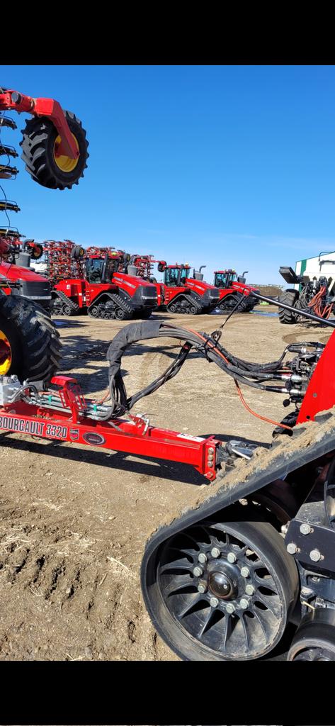 SpringfieldPro3's tweet image. Do you need help cleaning up your hyd hoses and wires?
The LendAHand and HoseSaddle from Springfield Ag Products can help with that! 
To order yours,  just email us at springfield.products@gmail.com
