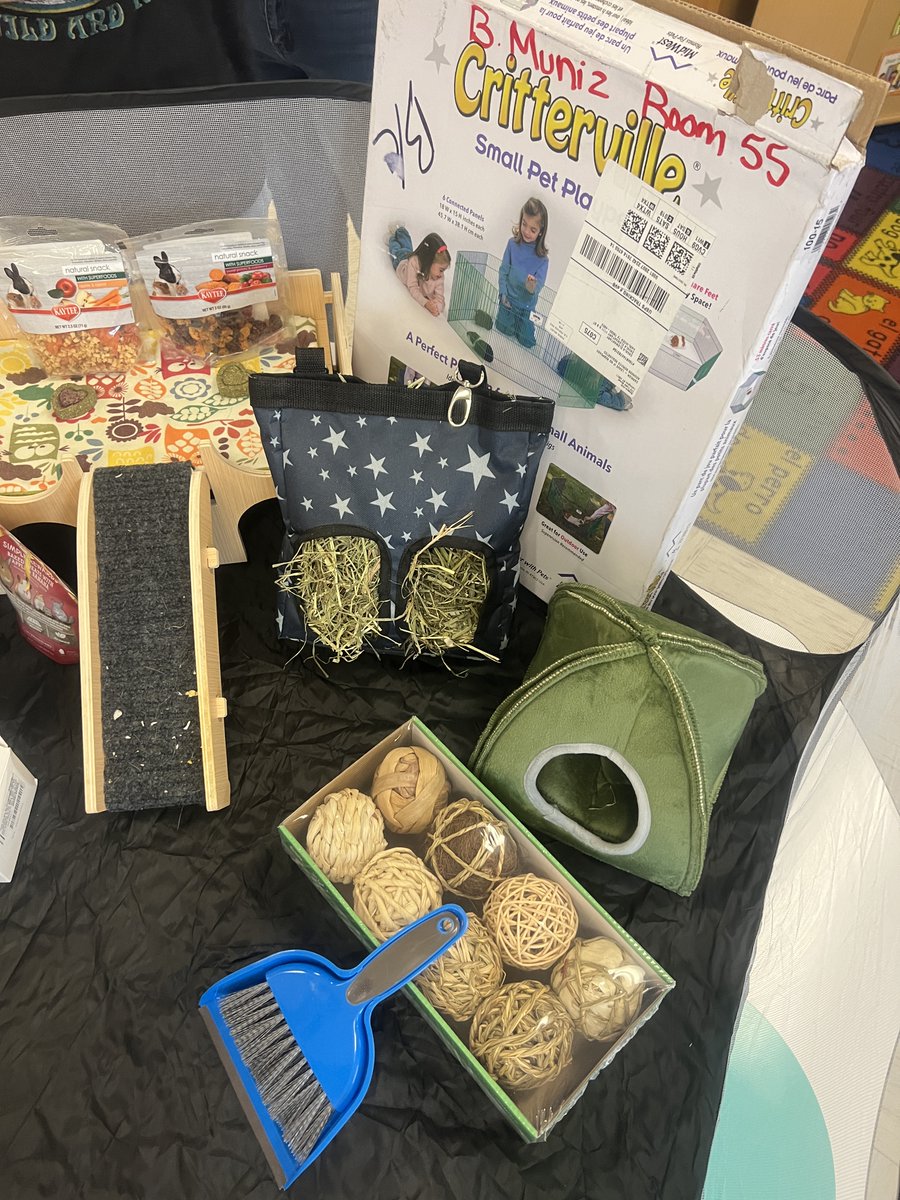 <a href="/ZStuco/">ZavalaSTuCOHCISD</a> partnered with Mrs. Muniz's ECSE class to donate items for class pets Milo and Otis. Items were purchased thanks to funds from our fundraising efforts. <a href="/ZavalaElemHCISD/">Zavala Elem HCISD</a>