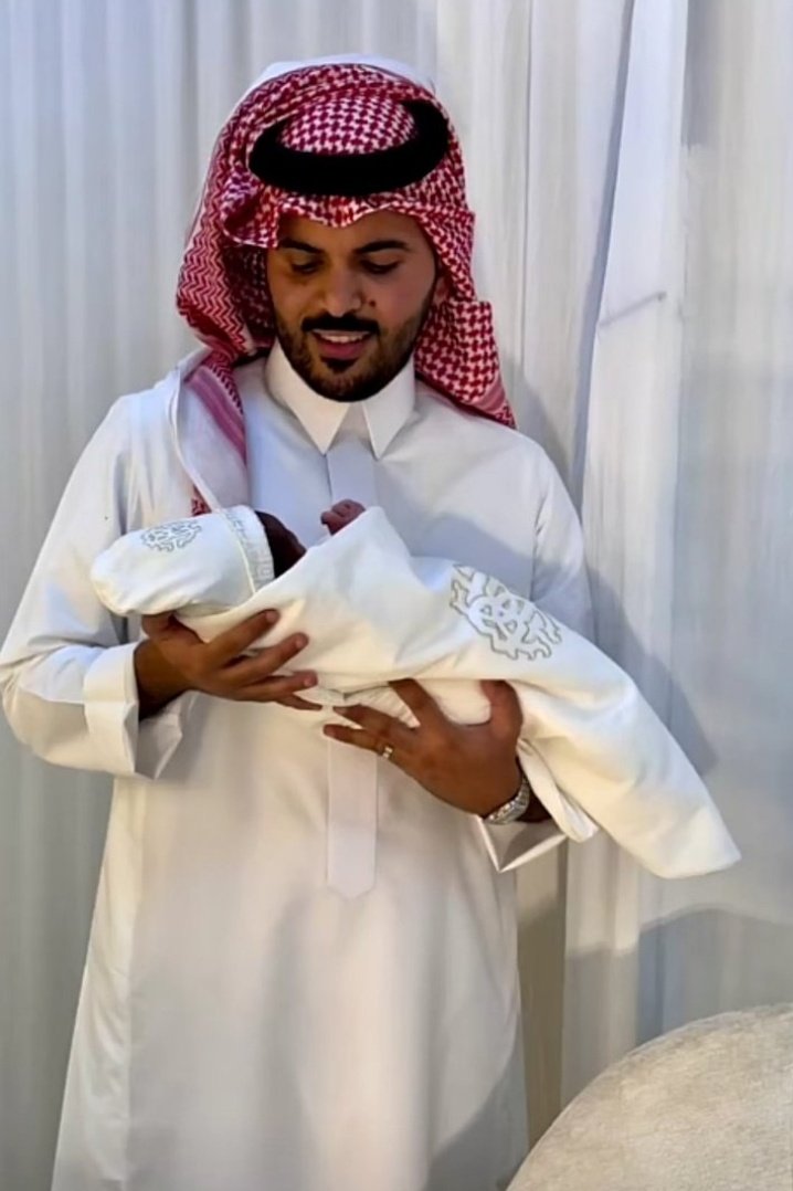 جاهزيين للمسابقة الليله الفريده من نوعها الليله ؟🤩🔥🔥🔥

موعدنا الساعه 12 💰

لا تروحون بعيد خلوكم قريبين👀💜
رتويت ولايك والكل يكتب مستعد يلا اشوف تفاعلكم الليله ..💰😍
#فوازير_غازي_الذيابي4 
#فوازير_غازي_الذيابي5