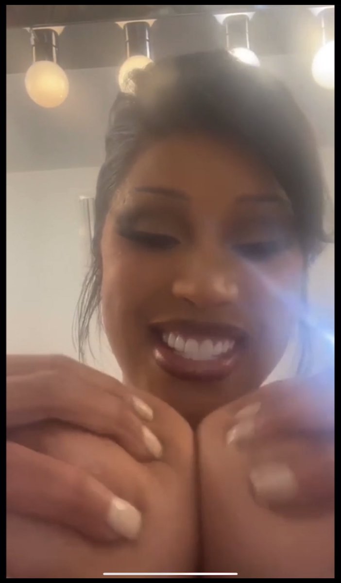 Pleasuretic's tweet photo. Cardi b she bad since day 1 https://t.co/Ld2IkwhNZQ
