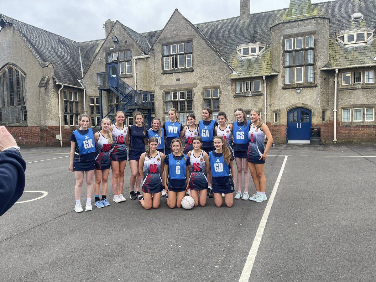 KGS_sports's tweet photo. Two great matches this afternoon against Northern Ireland touring side, Wallace High School. @WallaceHigh
We hope you enjoy the rest of your tour 🏐😀 @KirkhamGrammar https://t.co/AINeQjj3WU