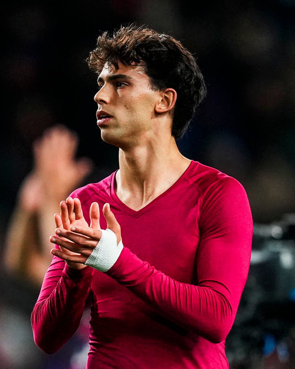 João Félix ⭐ habló sobre las situaciones que paso en el Atlético de Madrid 🇪🇸: 'Los aficionados no saben las cosas que pasaron aquí. Los entiendo, pero con varios jugadores aún me llevo bien'.