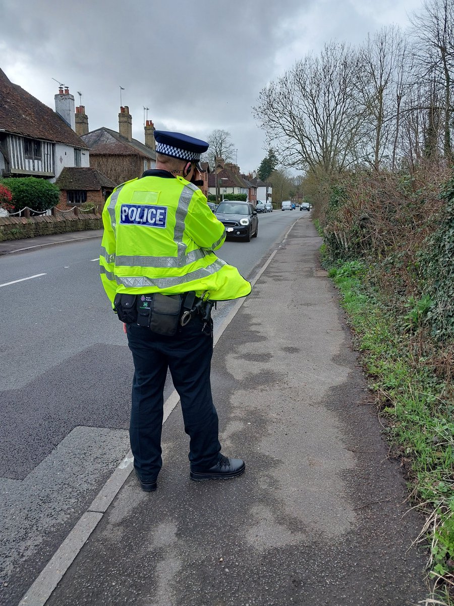 On Friday Beat officers PC WILSON & PC COSTIN conducted speed enforcement on the A25 between #Sundridge and #Brasted after listening to the concerns of residence. A number of drivers had been dealt with accordingly. #limitnotatarget #comunnityengagement #neighbourhoodpolicing PW
