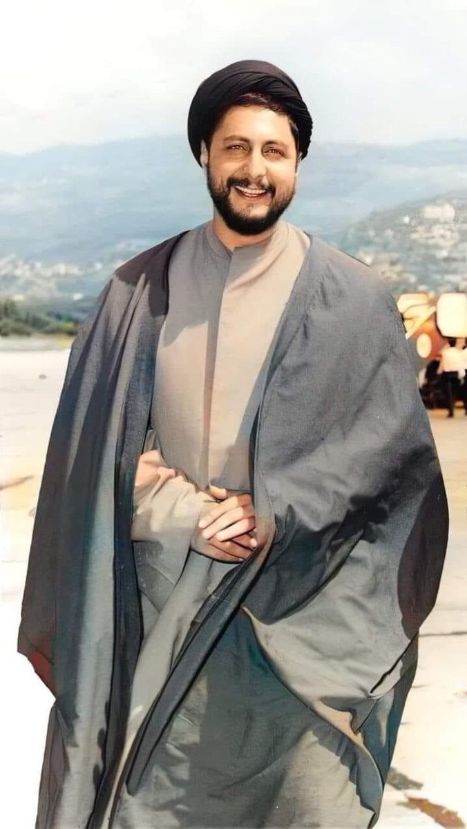 HAMDANMR's tweet photo. أنتَ طيفٌ لـم يعبُر هبـاء 
فروحُك خُلِقت للخلودِ لا لِلفنـاء.
#قسم_الامام_بعلبك https://t.co/g6Rql4zG9E