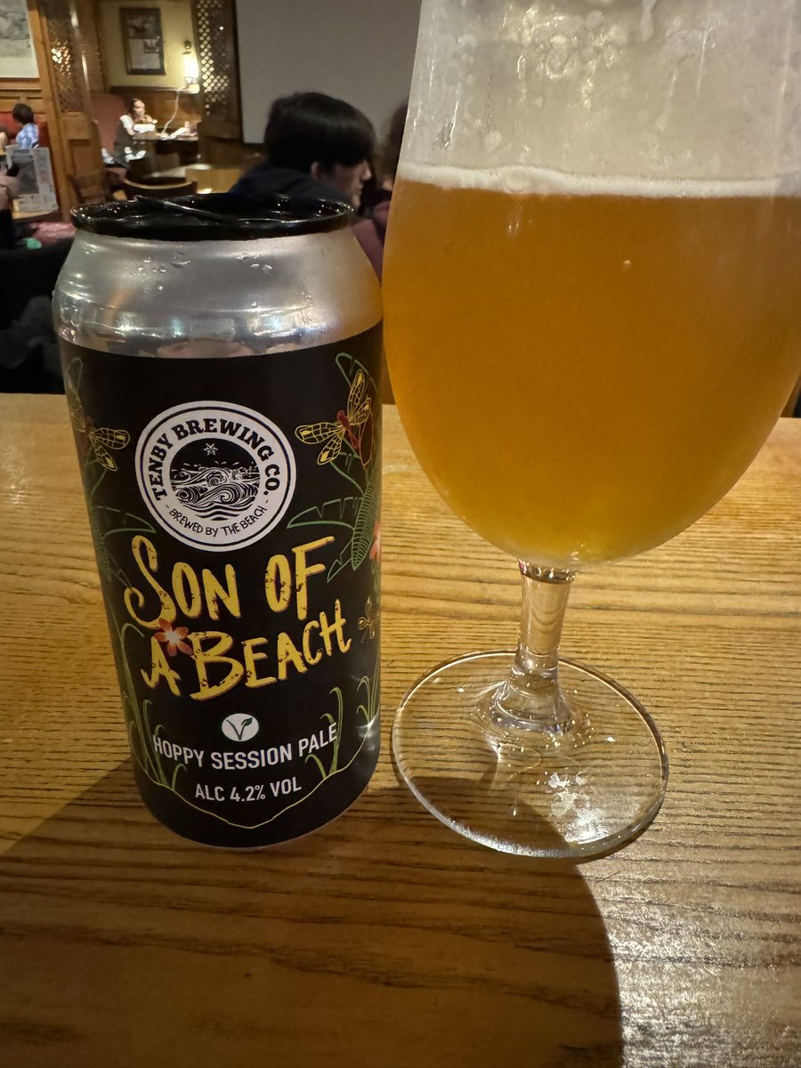 scouserboy1978's tweet photo. @Popnhops Going from this to this,  😇to🤬
#BottleShopQuality https://t.co/mrohEBWVnd