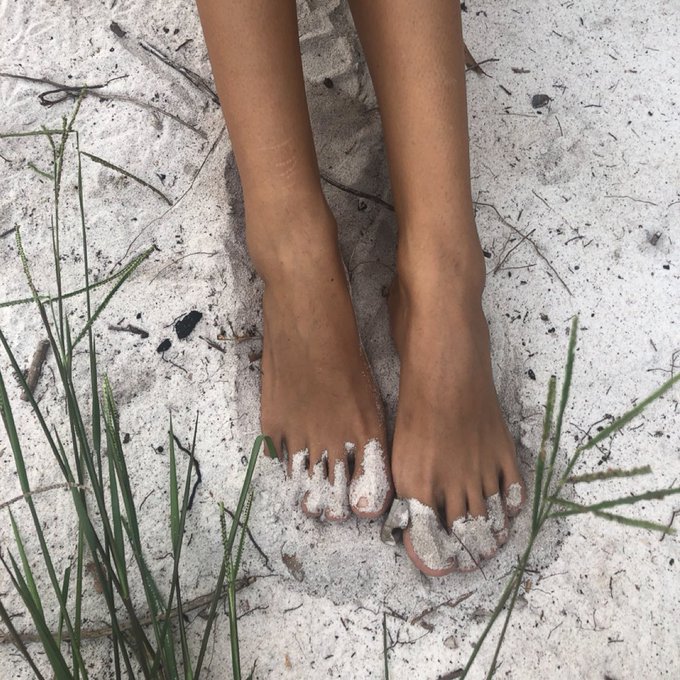#feetgoddess #feetmodel #feetfetish https://t.co/5cyF7WnR2l<a href="/tag/feetgoddess"class="tags">#feetgoddess</a><a href="/tag/feetmodel"class="tags">#feetmodel</a><a href="/tag/feetfetish"class="tags">#feetfetish</a>