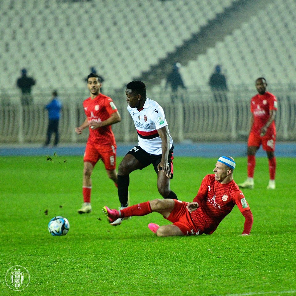 USMAofficiel's tweet photo. Another match, Another assist for Leo! 🔥🇨🇲
#Ateba #Allezlesrouges 🔴⚫💪 https://t.co/ZMoDjYhNLx