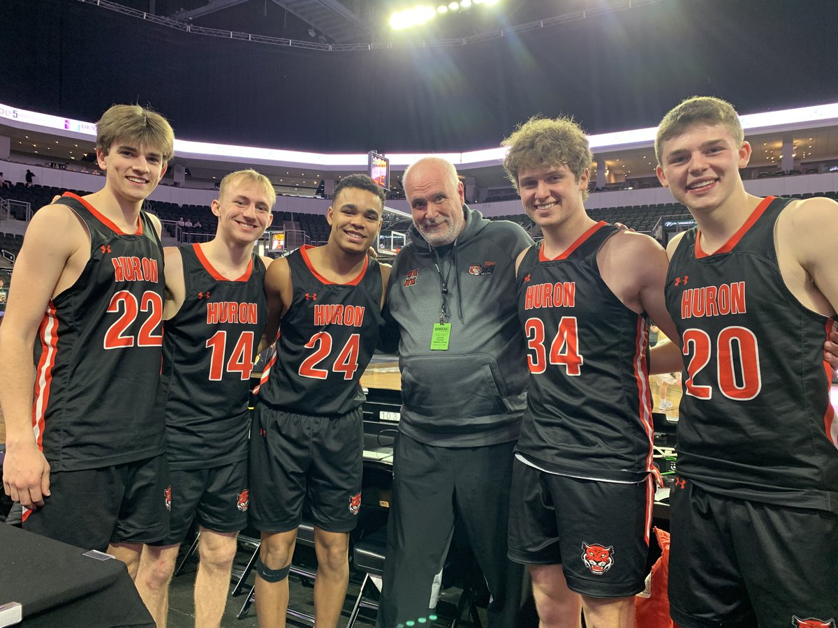 jeffdduffy's tweet photo. Thank you #hurontigers https://t.co/7j4t3JH9T8
