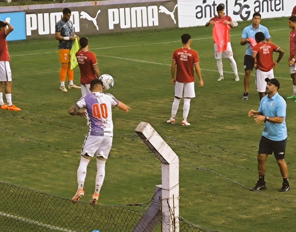 cabesa1977's tweet photo. Tocó volver !!!! 
Lindo desafío y como siempre dejando todo ...
Arriba @facudeleonn_7 
@CAFenix_ 
Lo mejor está por venir https://t.co/uysRdnOyF5