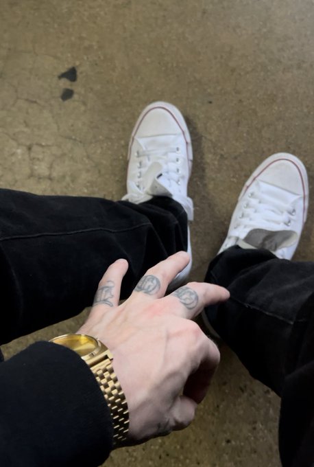 😜 https://t.co/A6fGhDagcT