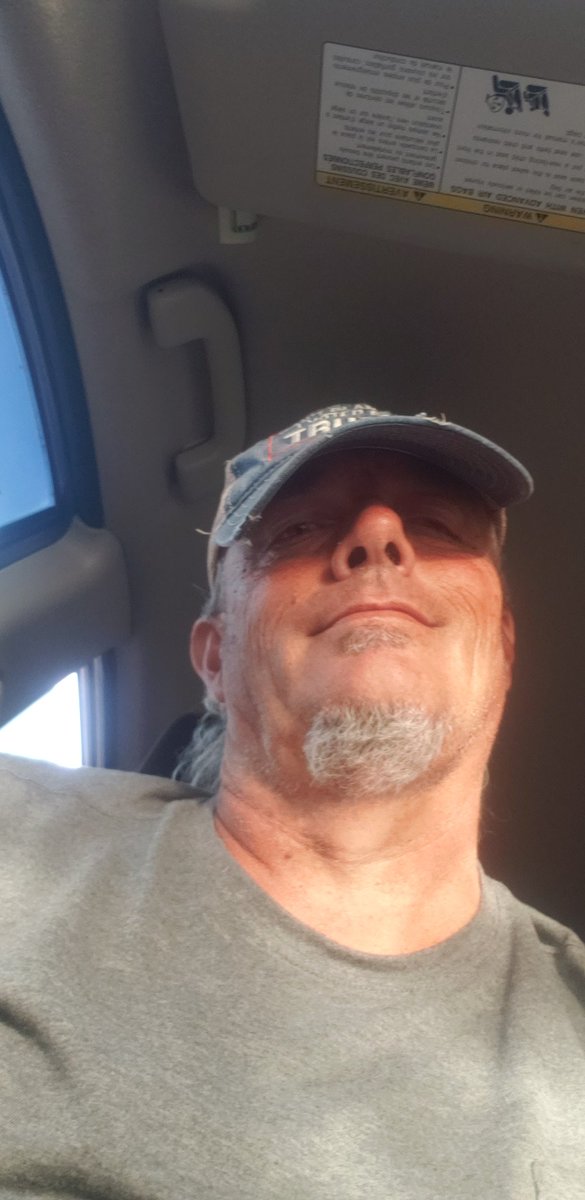 SHillscott's tweet photo. be back soon after eclipse https://t.co/g9npC21XV9