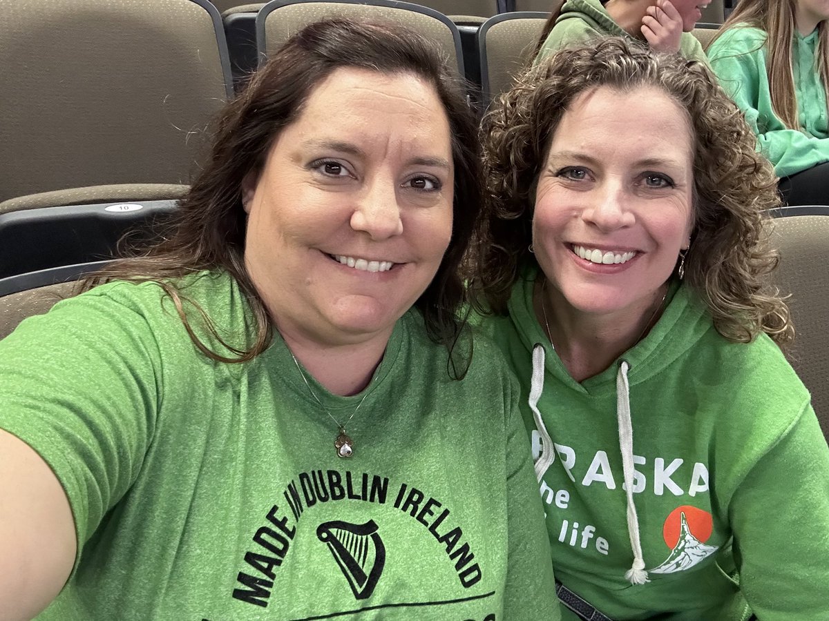 ChristinaHuggi2's tweet photo. Luck of the Novas!!! 🍀 #omahasupernovas https://t.co/0AQImSsnQD
