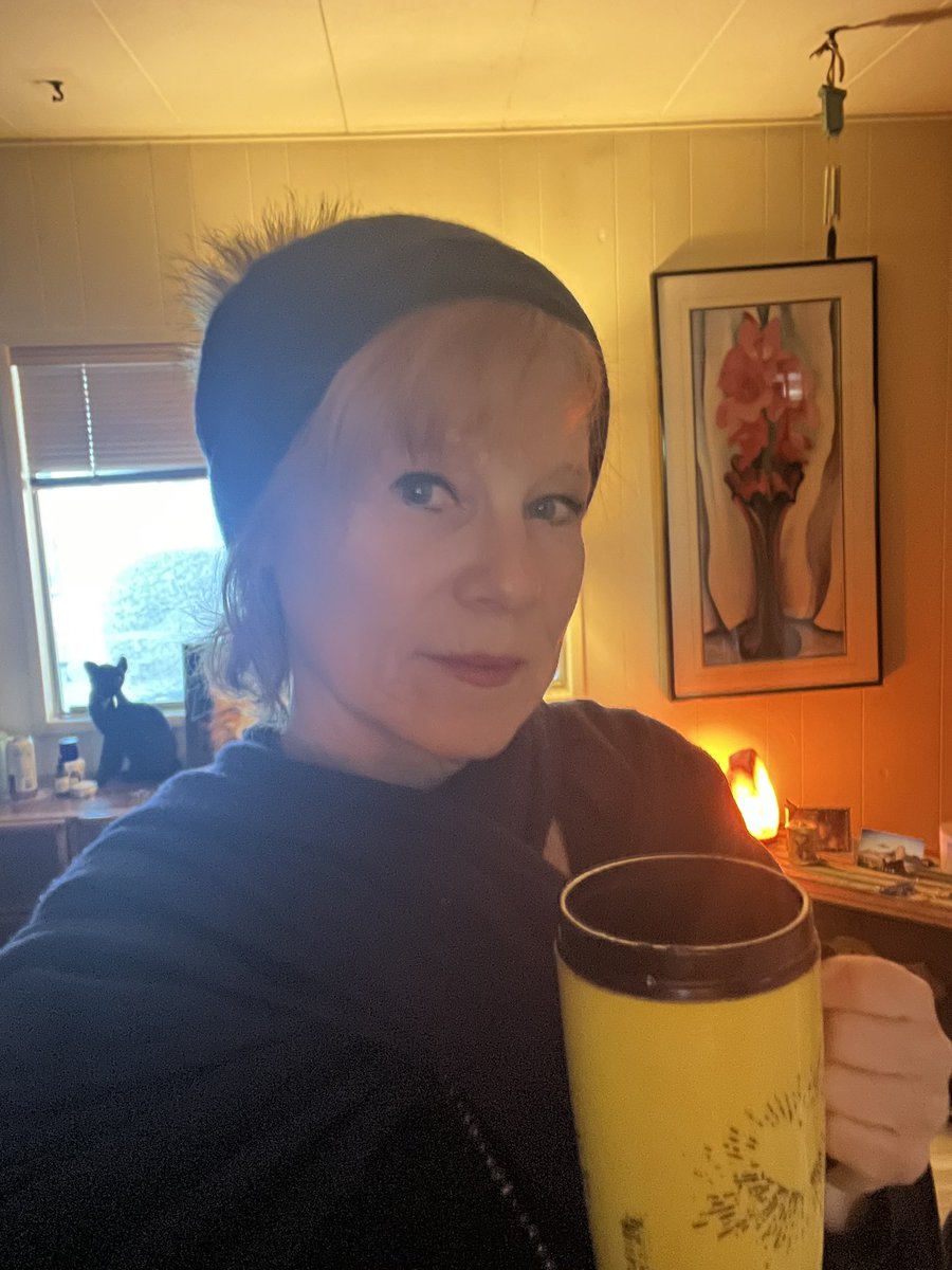 Join me: 

The Magical Message Circle is BACK!!
Join us on ZOOM Saturday, March 23 rd 6 pm Pacific for a
High -Frequency, Magical Evening of spirit messages &amp; healing. 
$15
I can't wait to see you.

marlamartenson.com/magical-messag…

💥💥💥
#IntuitiveReading #SpiritMessages #EnergyHealing