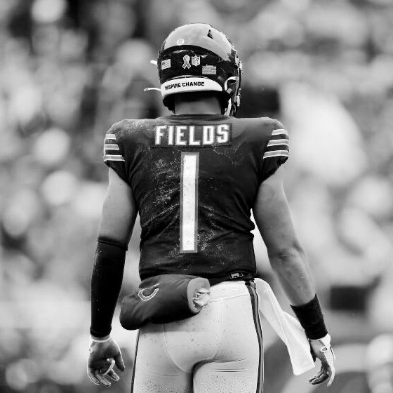 Justin Fields deserved so much better than what he got with the Bears. Never had a real chance for success. It sucks, but this is the hard reality of the NFL. I genuinely wish him luck in the next chapter of his NFL career.

Thank you for the fun memories JF1. 🙏🏼
