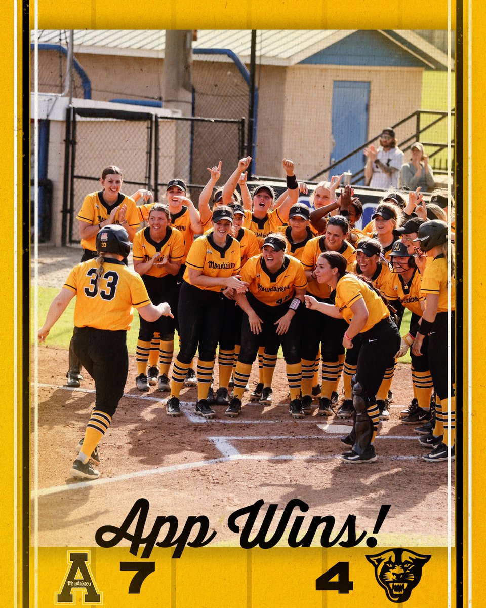 AppStateSB's tweet photo. That's a series winner!!!! 

⛰️🥎 https://t.co/TbWu6YT2dt